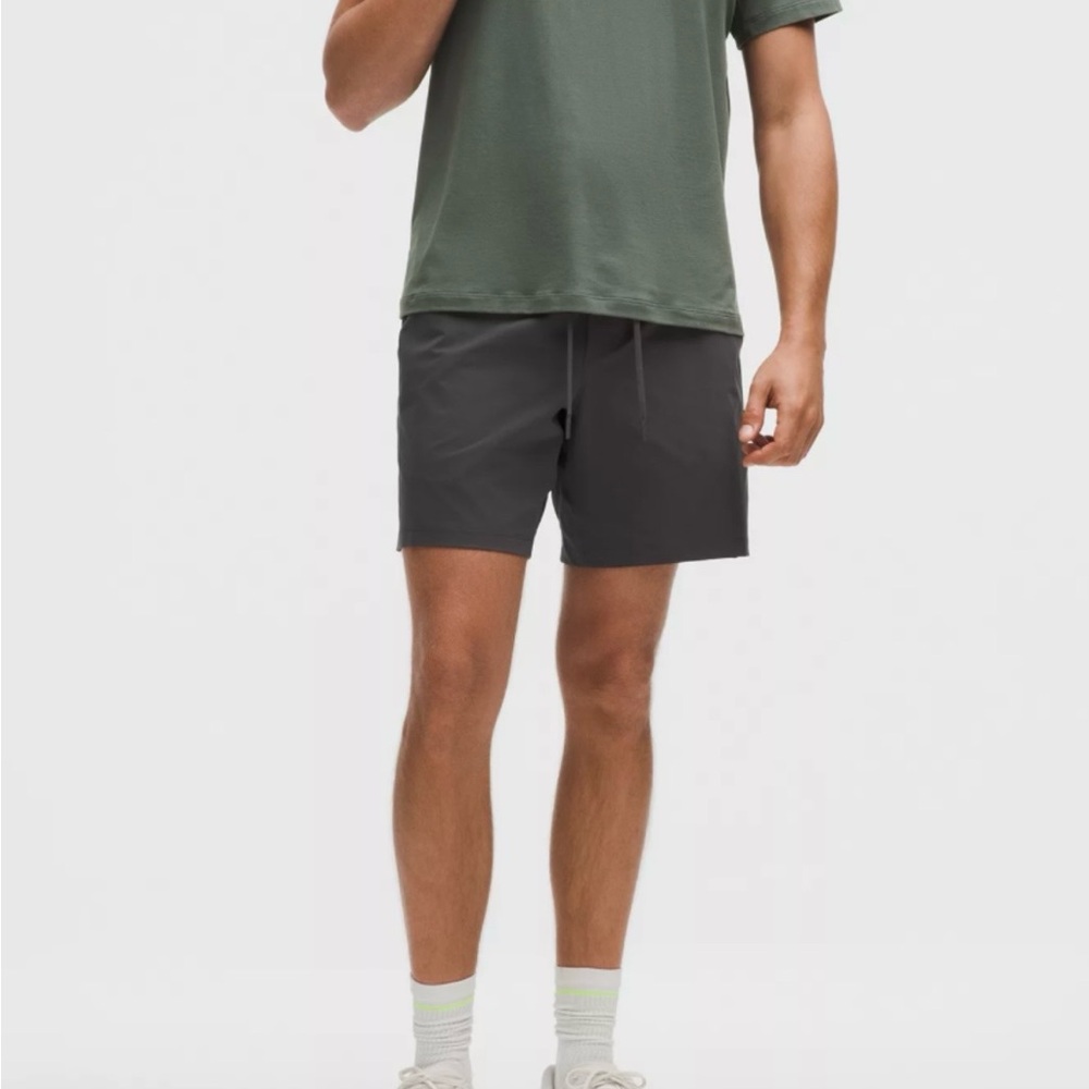 NWT Lululemon Men’s Zeroed 7” Athletic Shorts